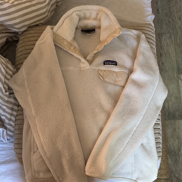 Patagonia Women’s Off-White Zip Up Sweater - Picture 1 of 1